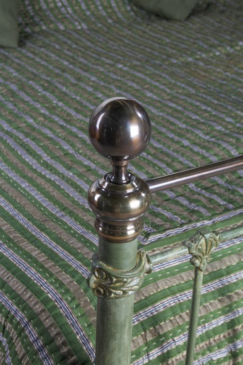 fig 3. Gorgeous Paint Finish Super King Victorian Bed