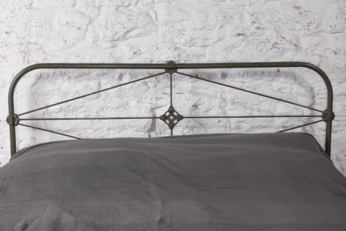 fig 2. Stylishly Simple and Attractive Irish King Size No End Bed