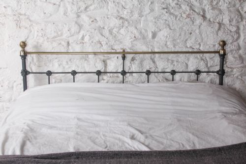 fig 1. Lovely Lower Height Classic Straight Rail Victorian Double Bed
