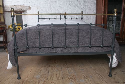 fig 2. Lovely Lower Height Classic Straight Rail Victorian Double Bed