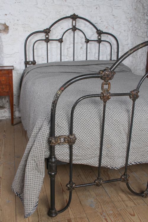 fig 3. Exquisite and Rare American Double Bed