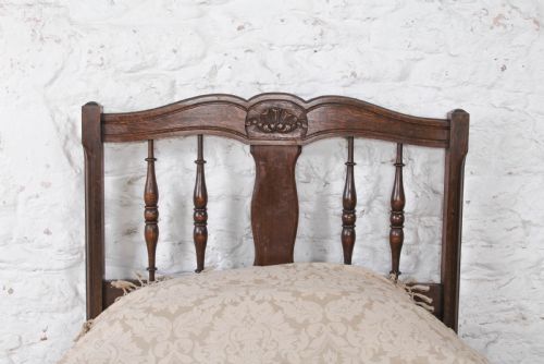 fig 2. Very Nice Single Oak Bed with Original Vono Rails