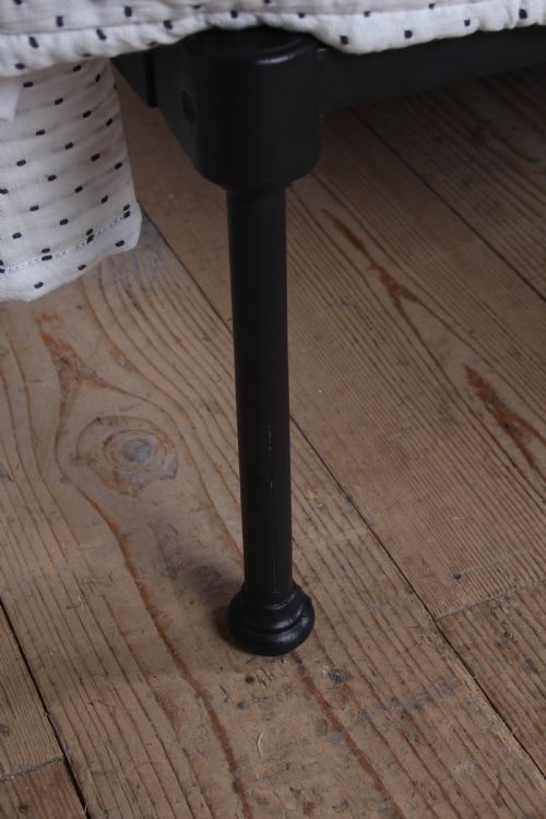 fig 4. Lovely Castings and Clamps Iron and Brass No End King Size Bed