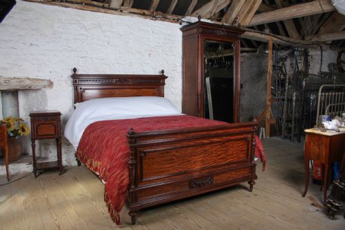 QUALITY HANDSOME LOUIS XV1 MAHOGANY BEDROOM SUITE KING SIZE - ADDITIONAL PHOTO 1