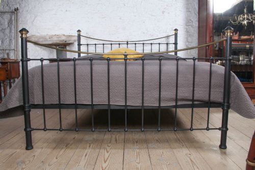 fig 1. Timelessly Classic Edwardian Dip Rail Super King Bed