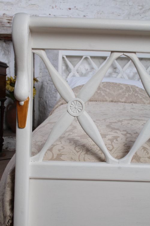 POSITIVELY CHARMING PAIR OF PAINTED FRENCH SWAN SINGLE BEDS - ADDITIONAL PHOTO 5