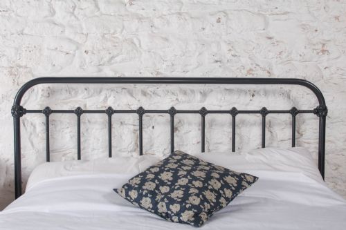 ABSOLUTELY STUNNING IRON AND BRASS FRENCH KING SIZE BED - ADDITIONAL PHOTO 4