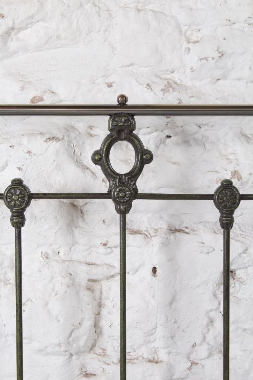 VERY NICE VICTORIAN KING SIZE BRASS AND IRON BED - ADDITIONAL PHOTO 6