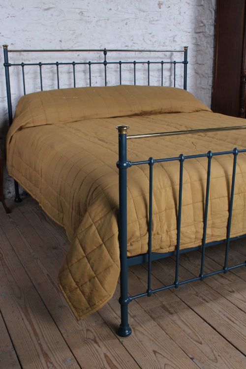 TASTEFUL EDWARDIAN SUPER KING IRON AND BRASS BED - ADDITIONAL PHOTO 1