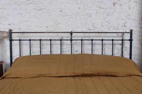 TASTEFUL EDWARDIAN SUPER KING IRON AND BRASS BED - ADDITIONAL PHOTO 3