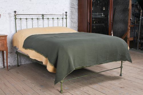 King-size Victorian Brass and Iron Bed with Attractive Castings