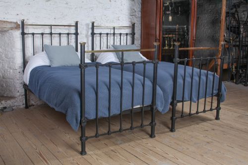 Edwardian Pair of Iron and Brass Square Tube Single Beds (Can Be Joined)
