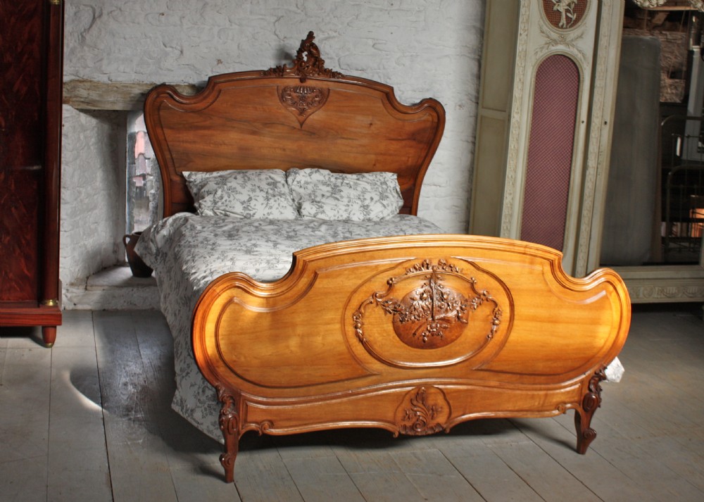 Good quality French light walnut king size Louis XV style bed