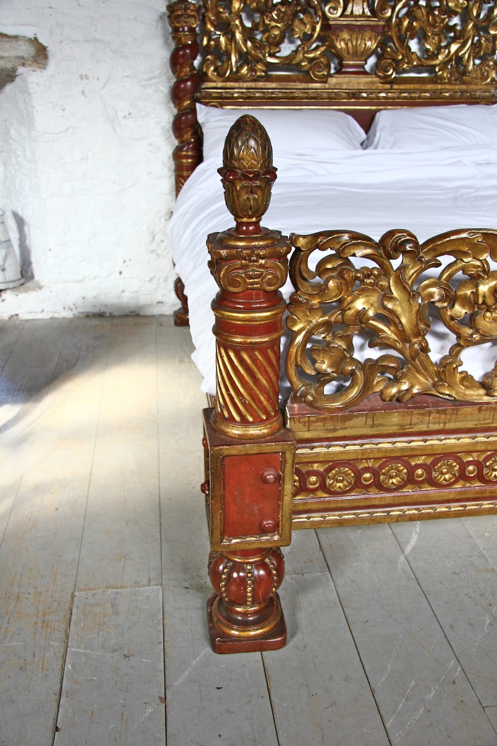 Absolutely astonishing impressive mid 19th century Italian gilded carved wooden bed