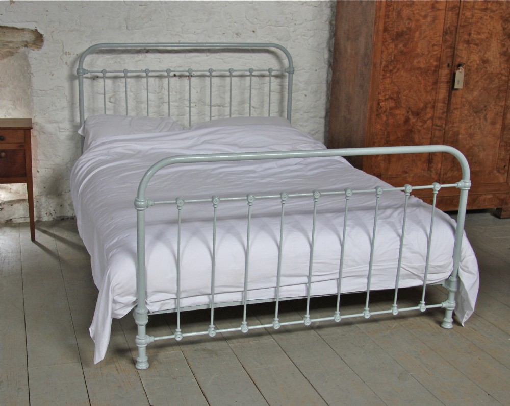 Simple French all iron king size bed