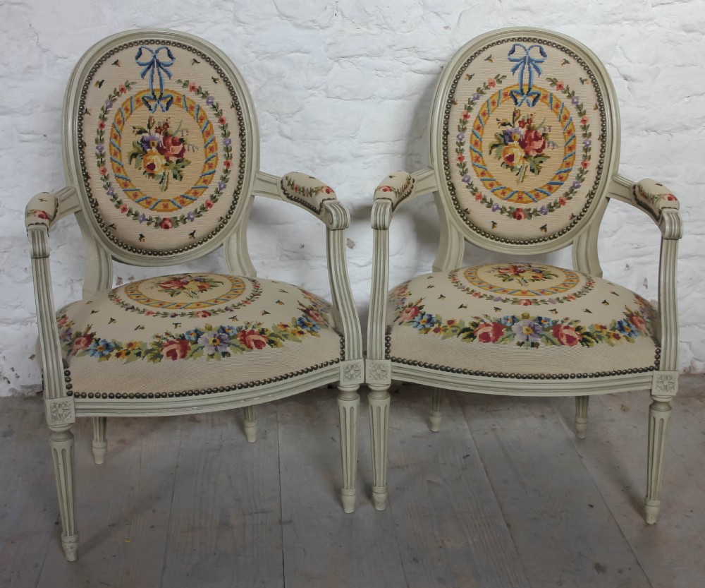 Very pretty pair of French Louis XV style tapestry chairs