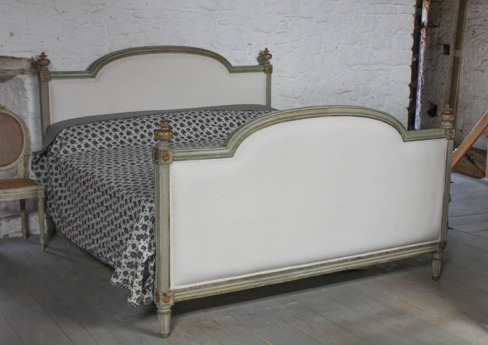Empire style 6Ft newly upholstered