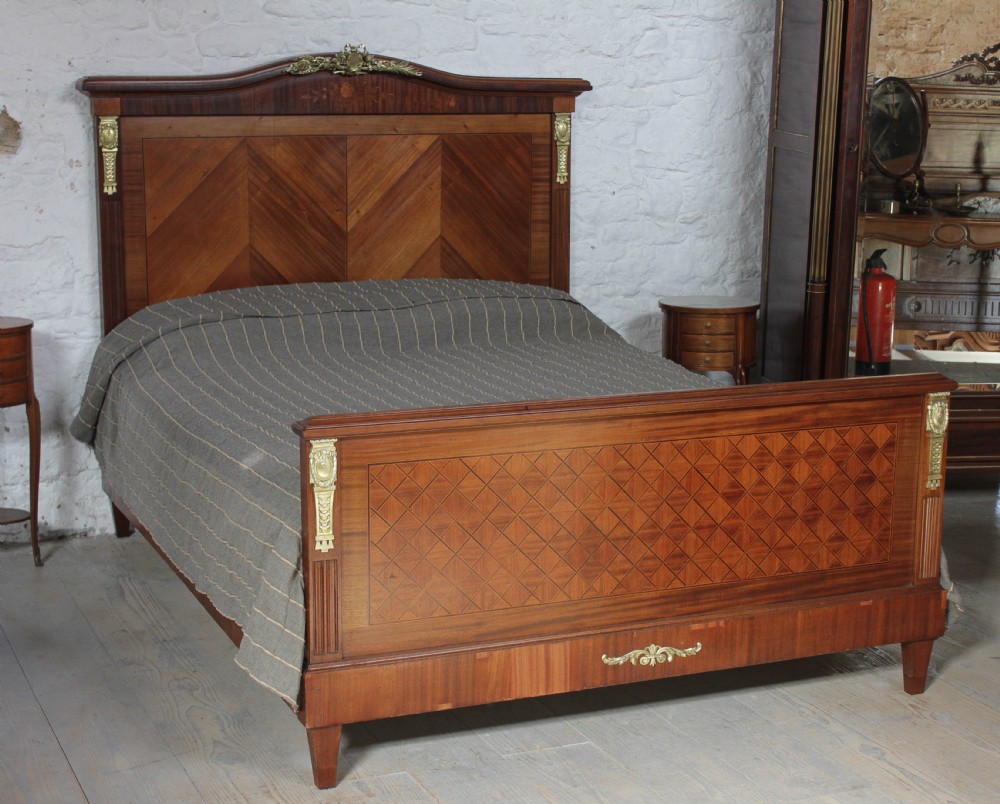 French walnut and fruit wood king size