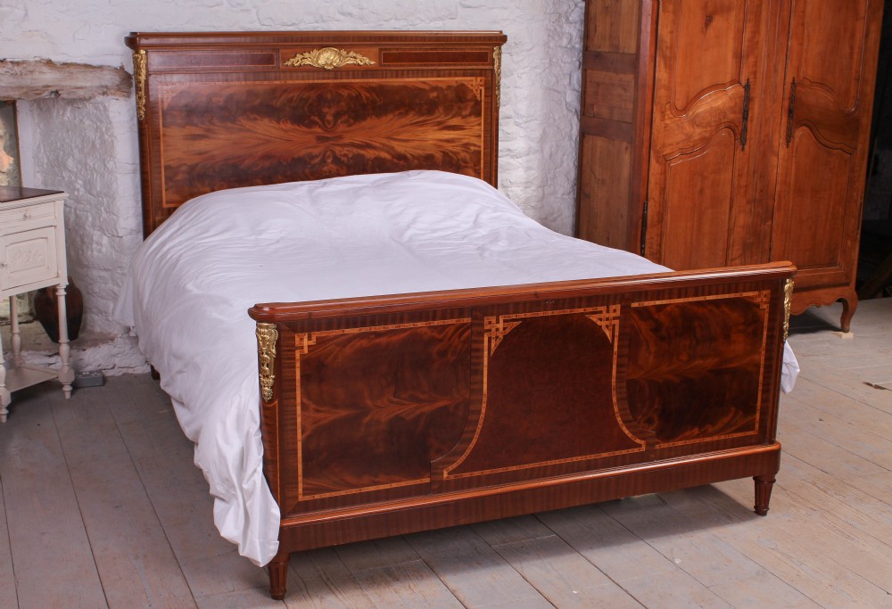 Empire style flame mahogany with fruit wood stringing kig size 