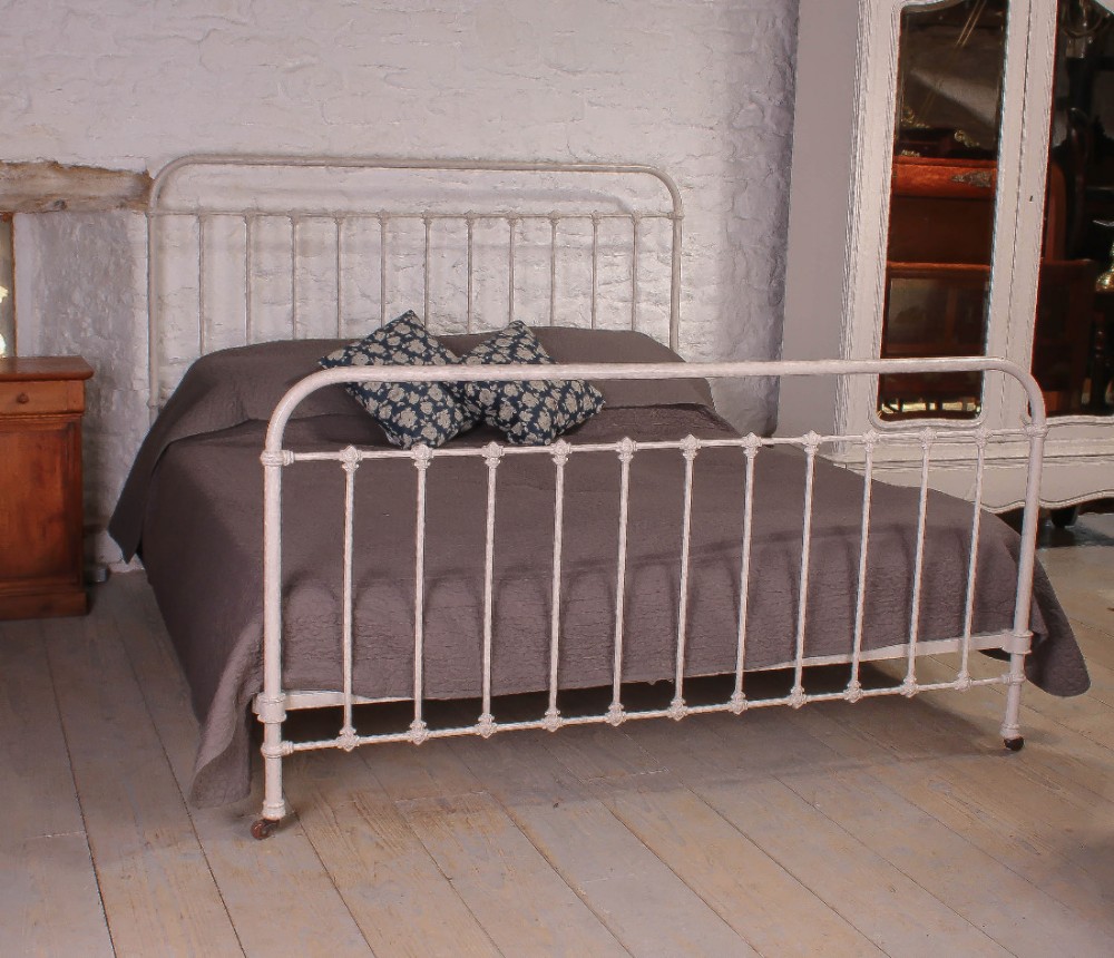 Lovely simple 6Ft French hand painted super king size bed 