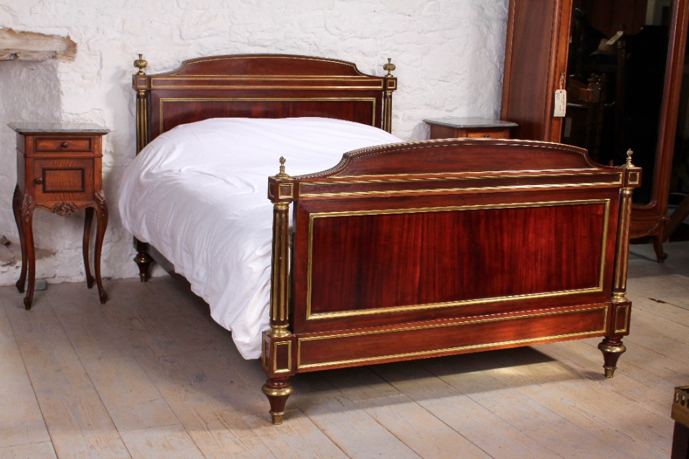 Handsome Napoleon 11 style 5' mahogany king size