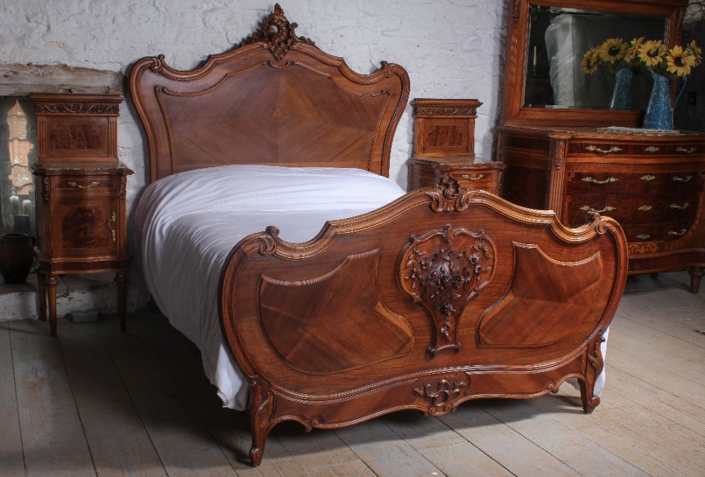 Pretty carved walnut French Louis XV style double bed