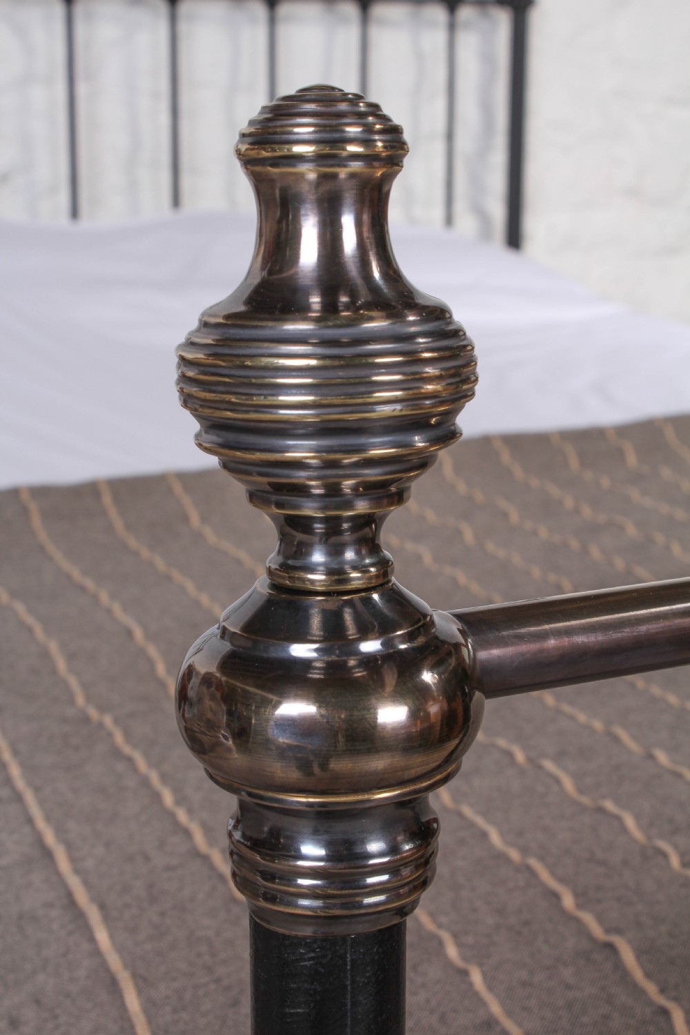Classic Victorian black and brass king size bed View VIII