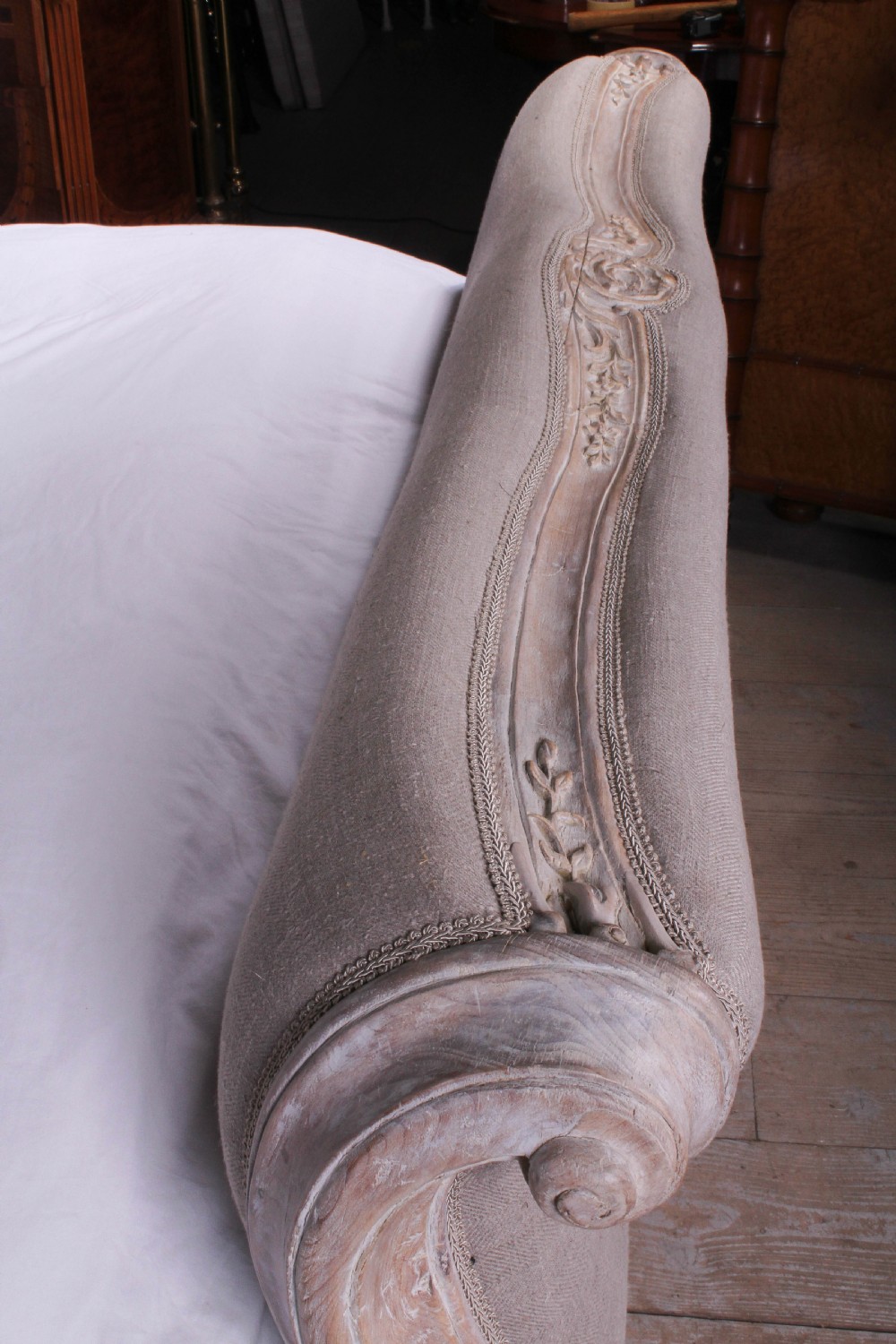 Exquisitely beautiful very rare early Louis XV king size View V