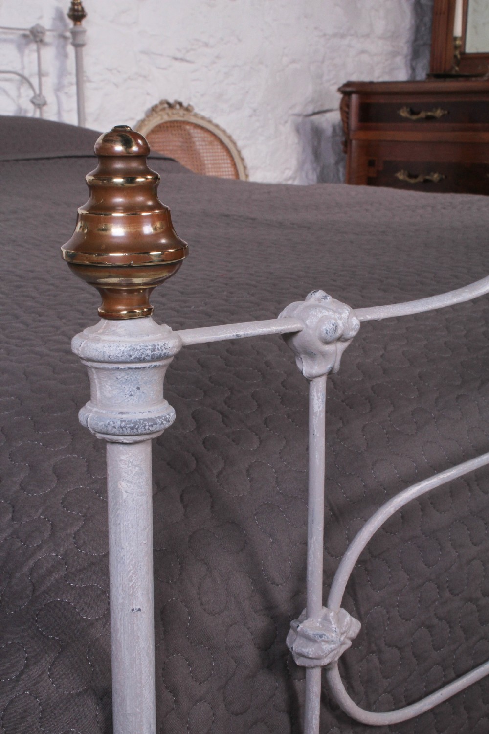 Early Victorian fine line 5Ft king size brass and iron bed View V