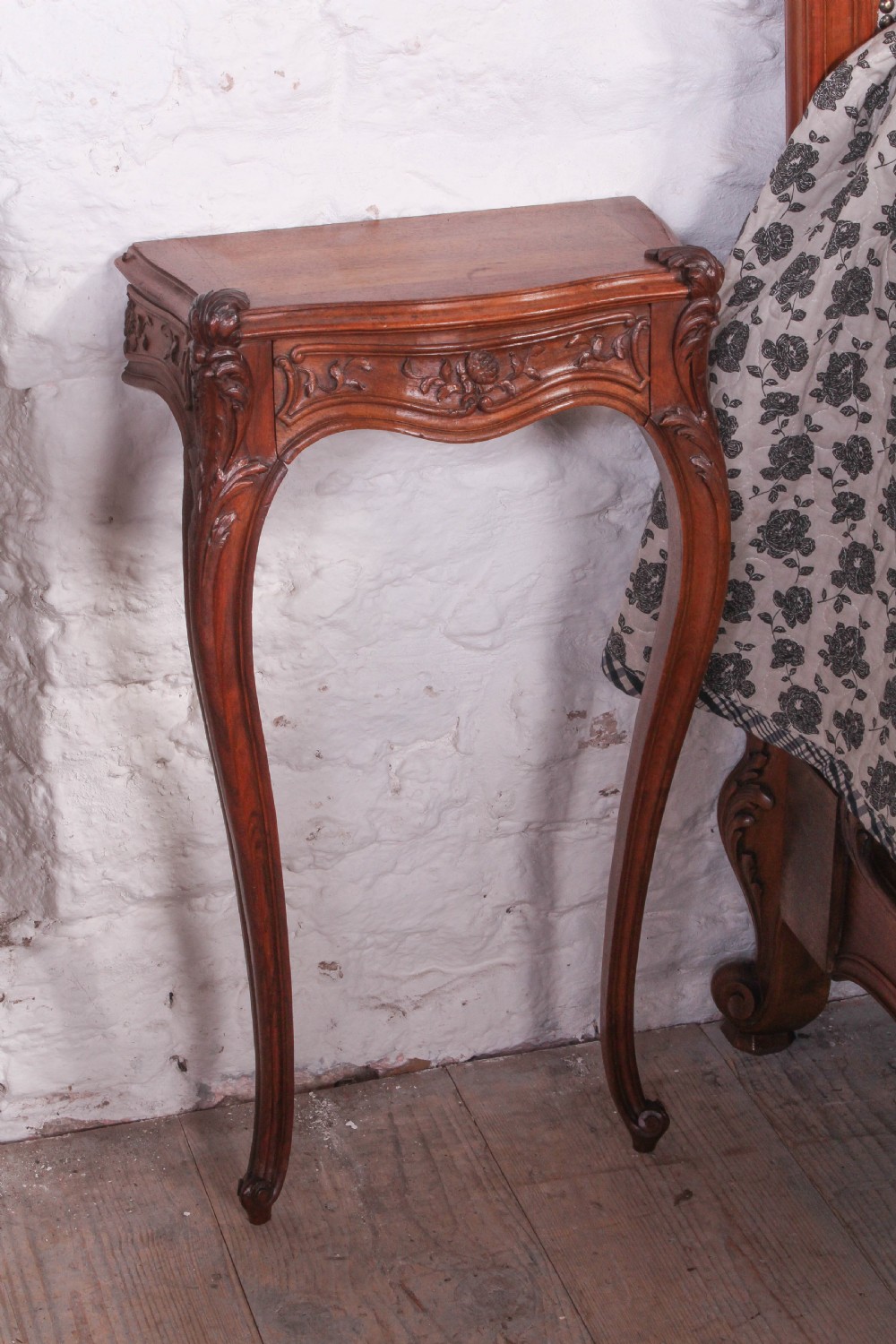 Beautiful quality French walnut framed Louis XV style 5Ft king size bed with pair of matching bedsides View IX