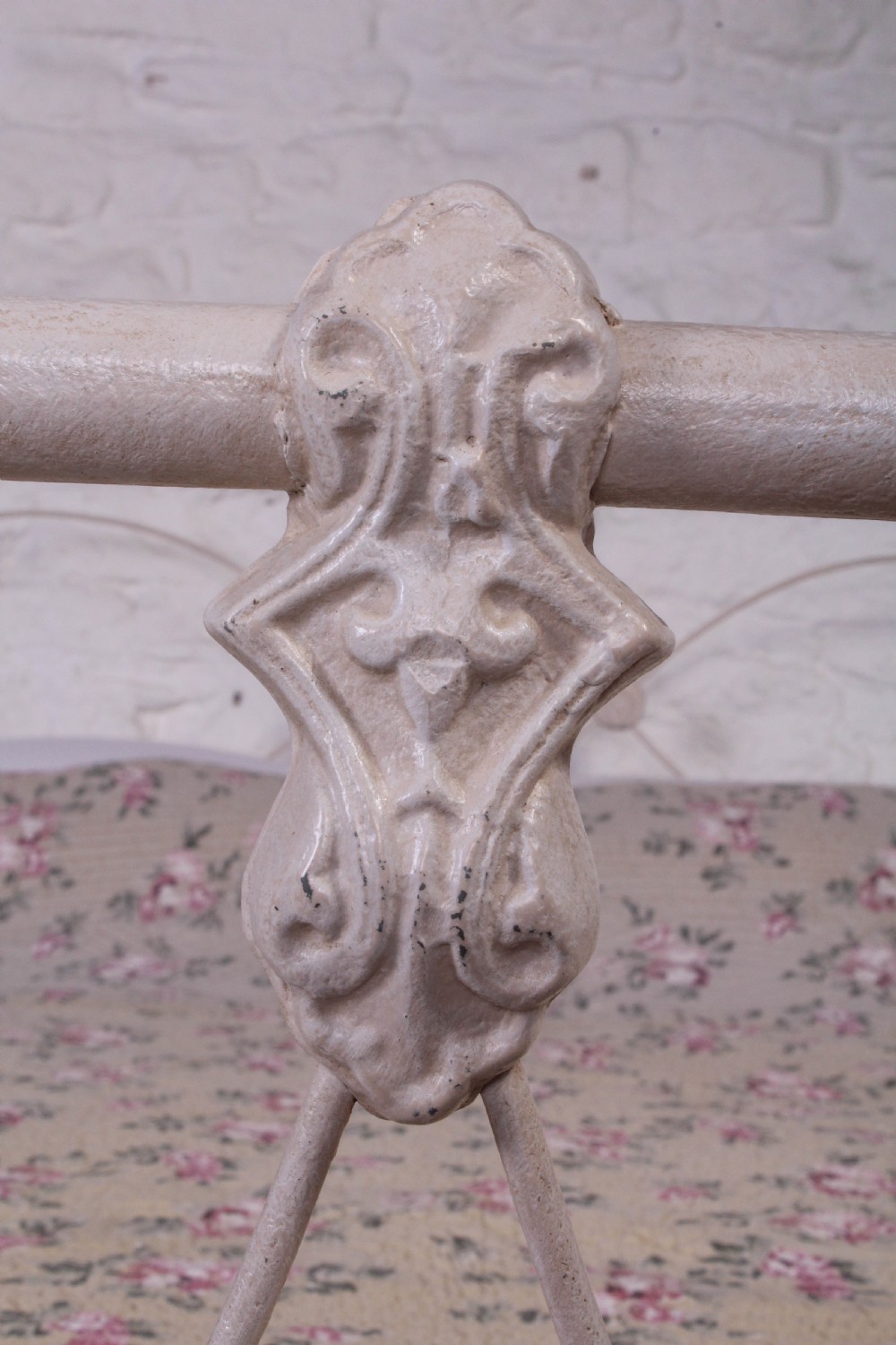 Very attractive 5Ft king size all iron bed View IV
