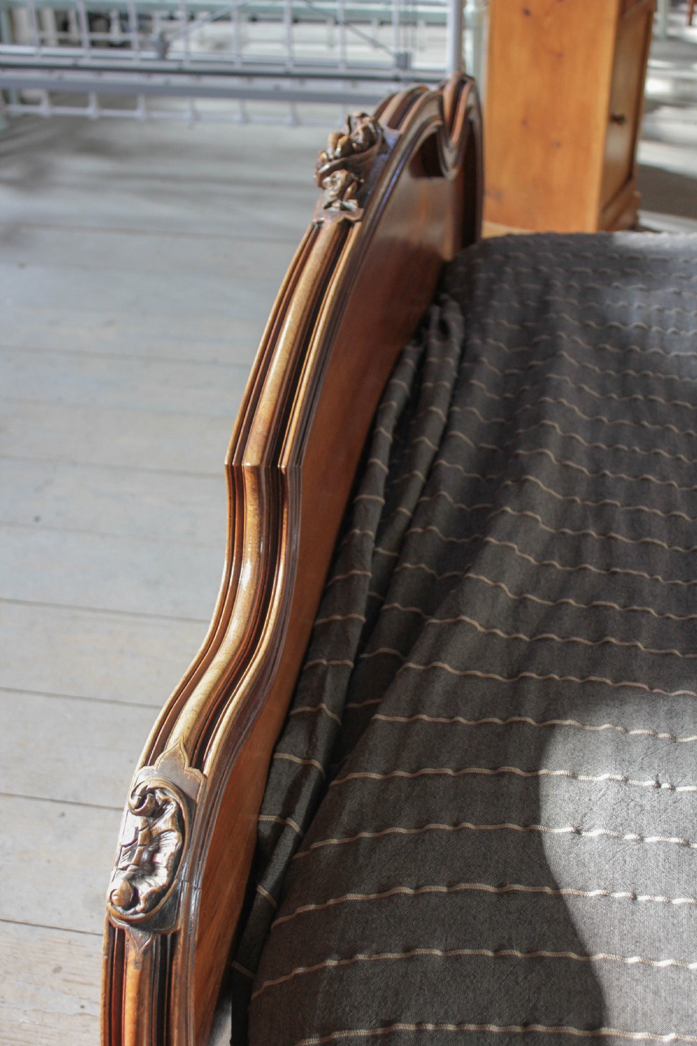 Lovely carved  walnut Louis XV style king size. View VIII