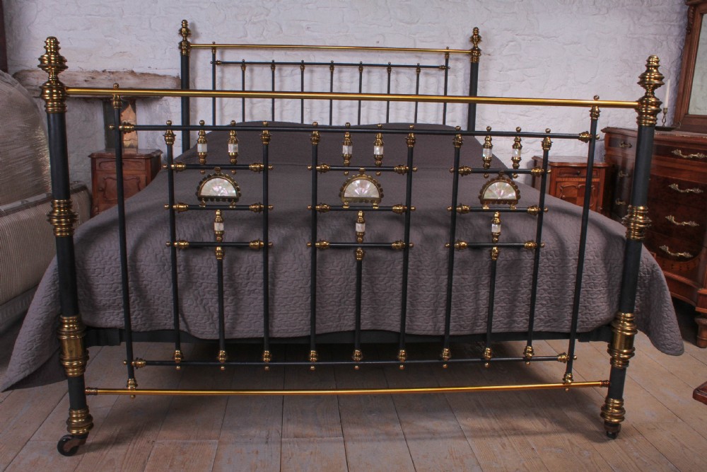 Fabulous super king size 6Ft very rare  Victorian Aesthetic style bed View II