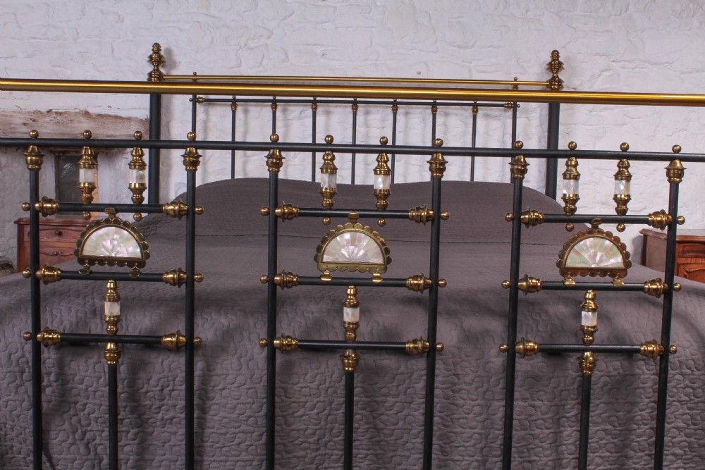 Fabulous super king size 6Ft very rare  Victorian Aesthetic style bed View IV