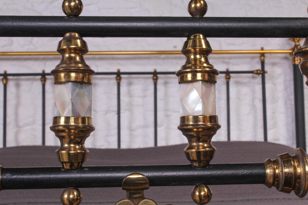Fabulous super king size 6Ft very rare  Victorian Aesthetic style bed View VI