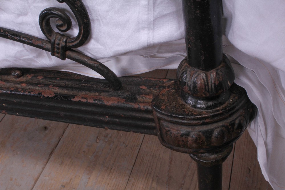 Very pretty early all original Schoolbred double bed View X