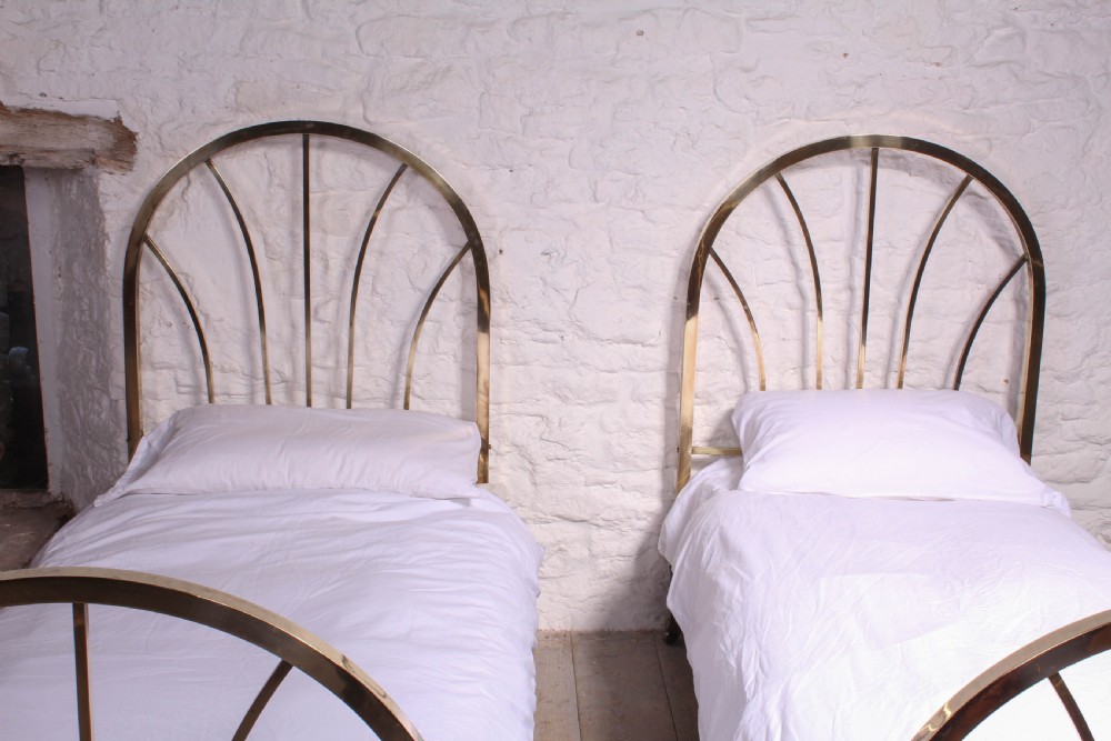 Striking pair of Art deco single beds View II