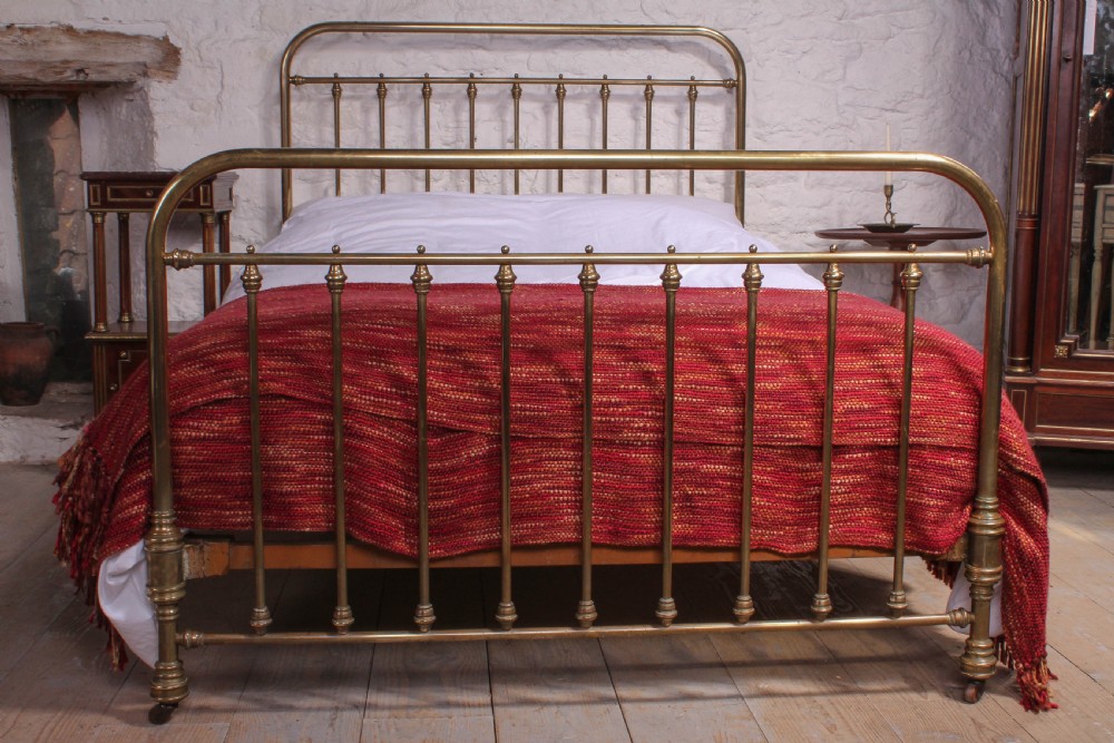 Attractive simple French brass double bed View II