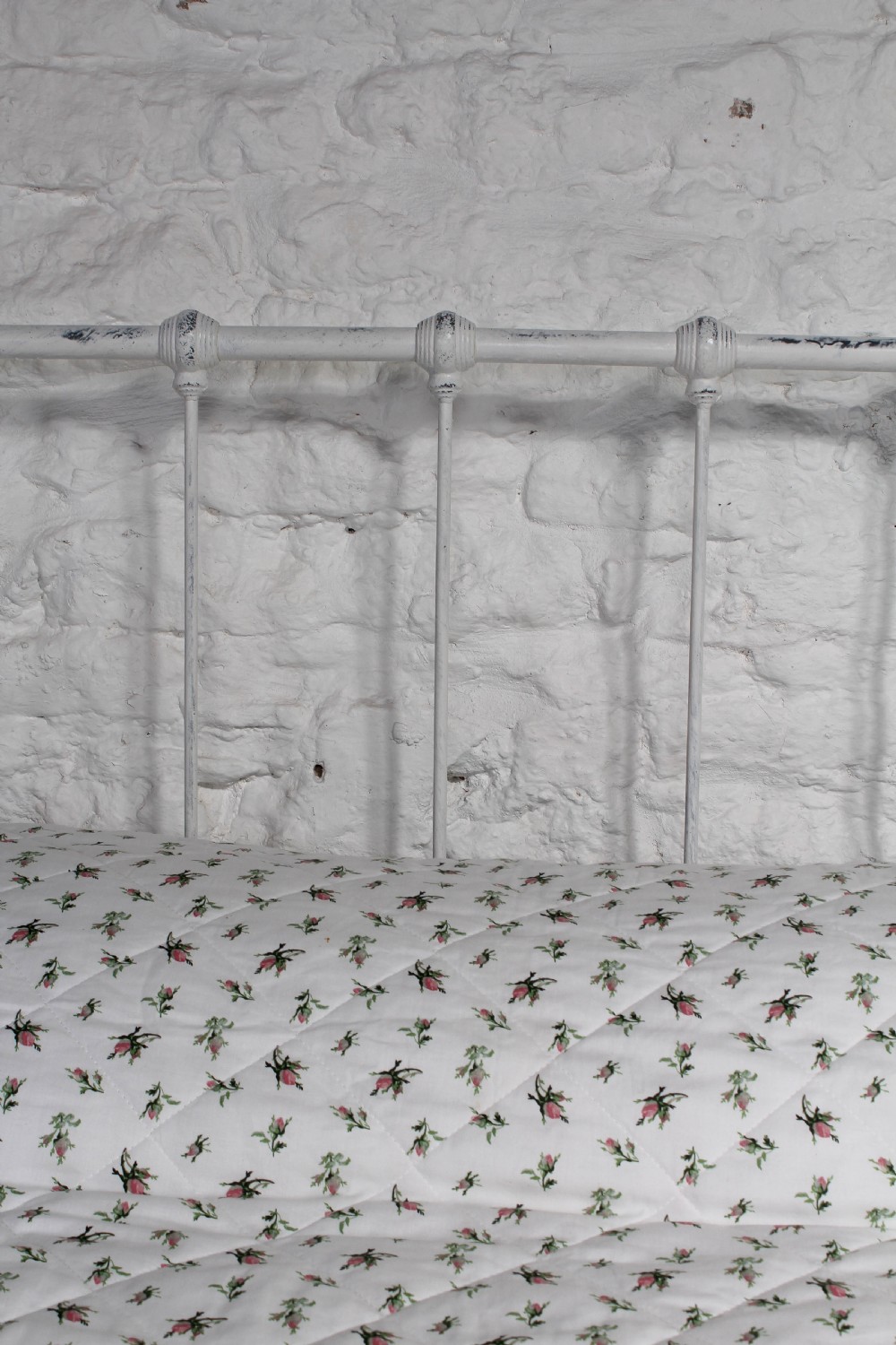 Simple all iron king size bed View VII