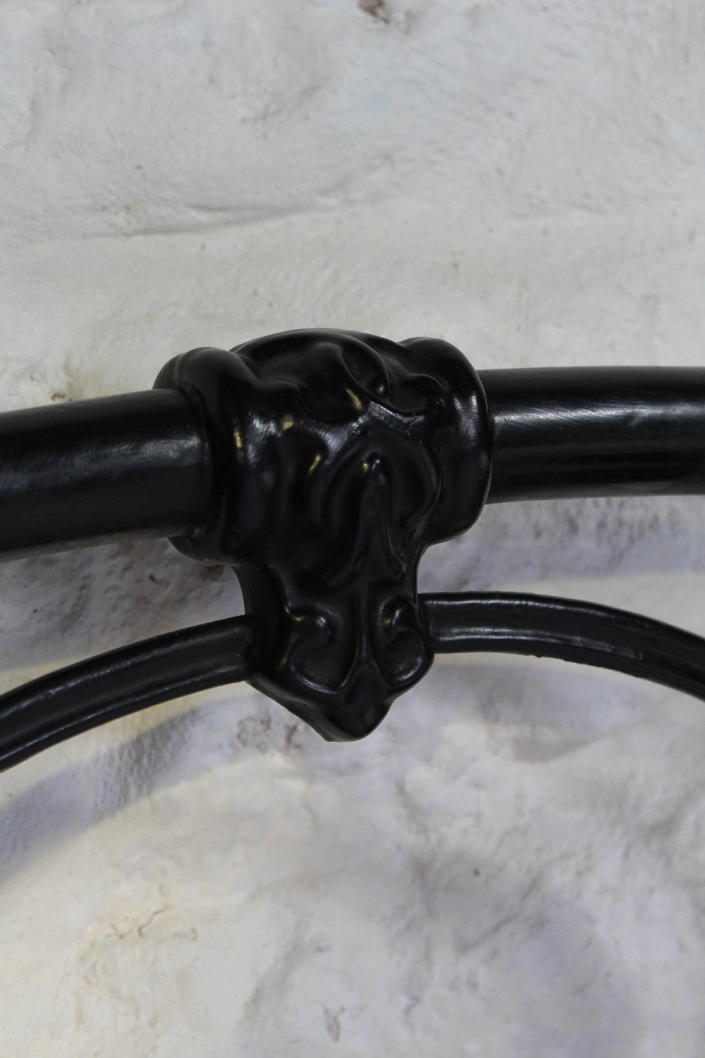 Attractive pair of black all iron no end single beds View IV