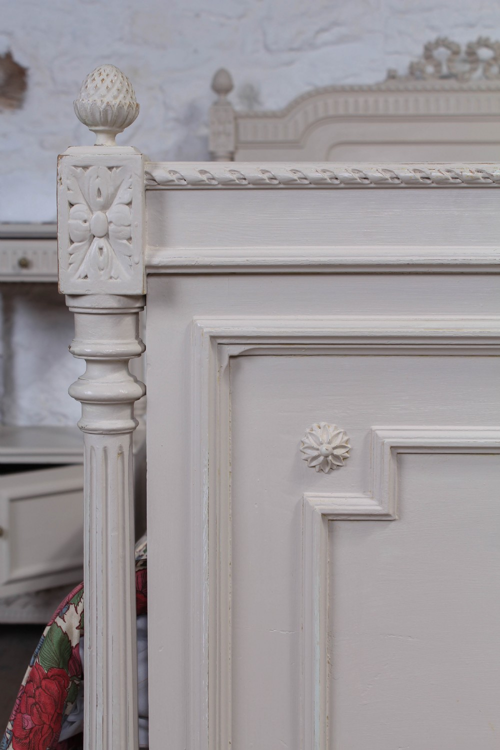 Louis XVI style painted bedroom suite with super single bed. View XII