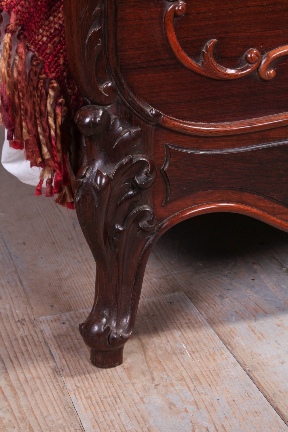 Exquisite carved rosewood Louis XV style Rococo 5Ft king size bed  View IX