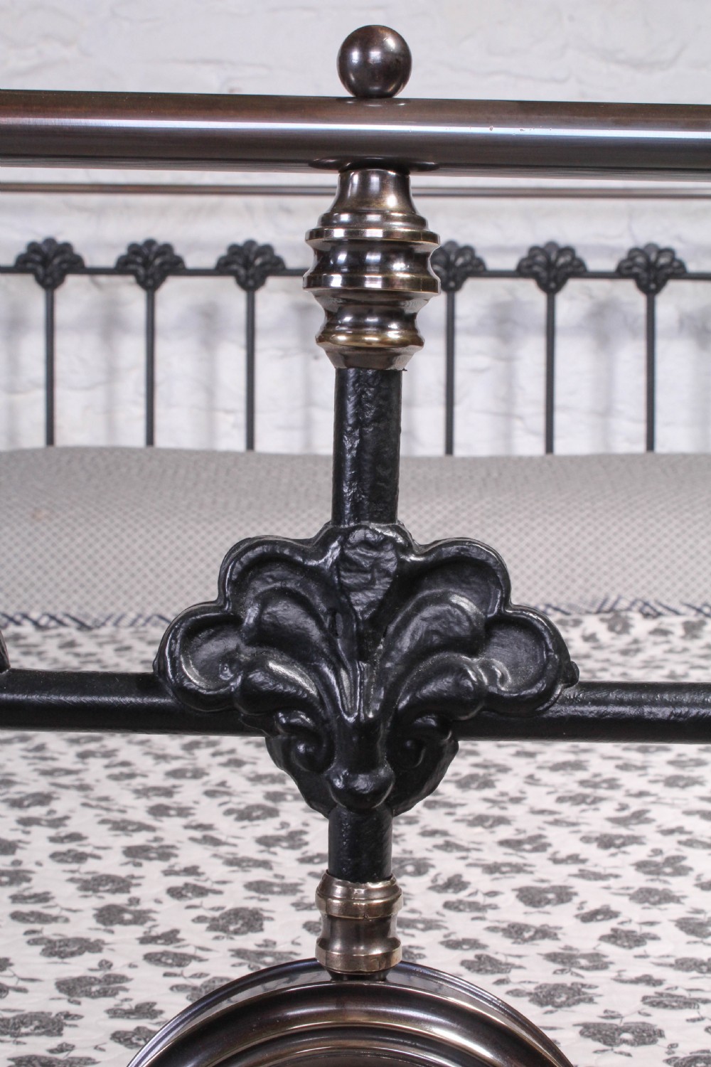 Very handsome classic Victorian super king size black and aged brass bed View IV