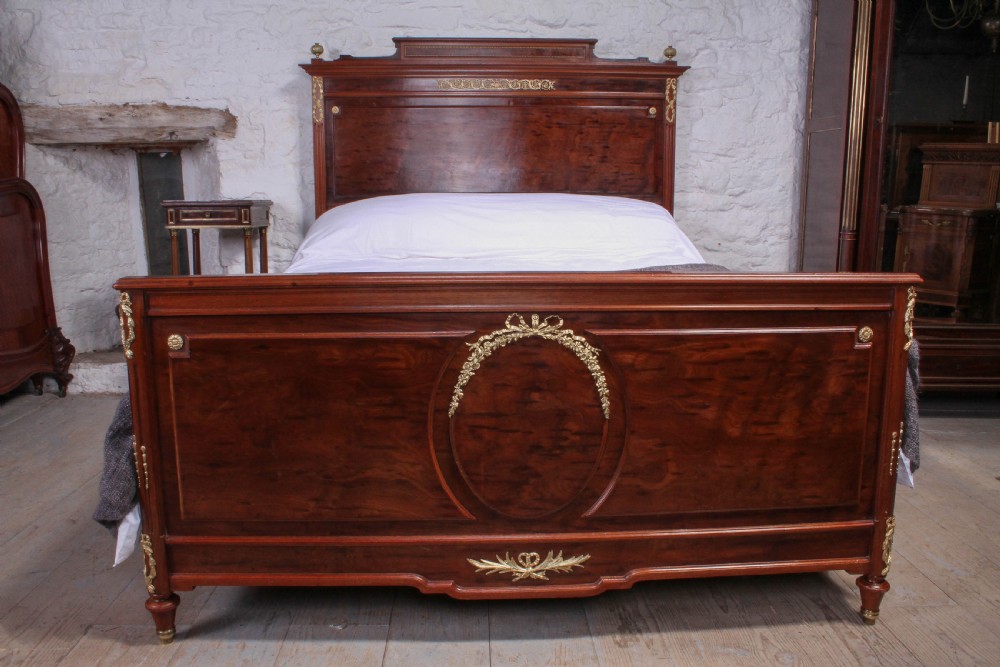 Spectacular French burr walnut king size 5Ft bed with ormalu  View II