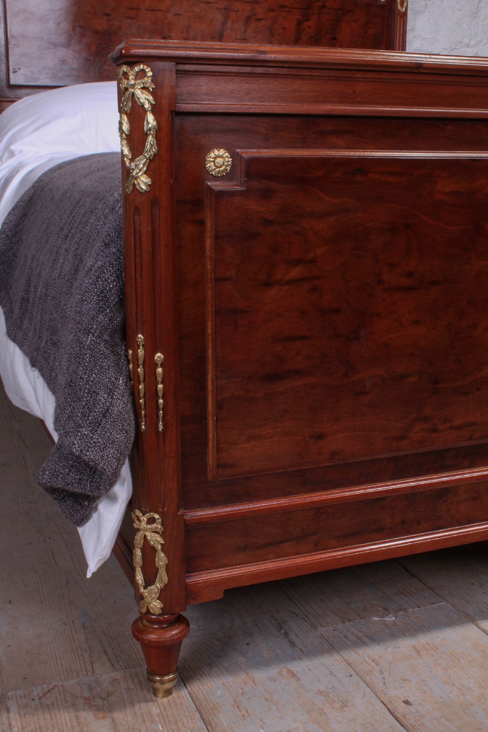Spectacular French burr walnut king size 5Ft bed with ormalu  View IV