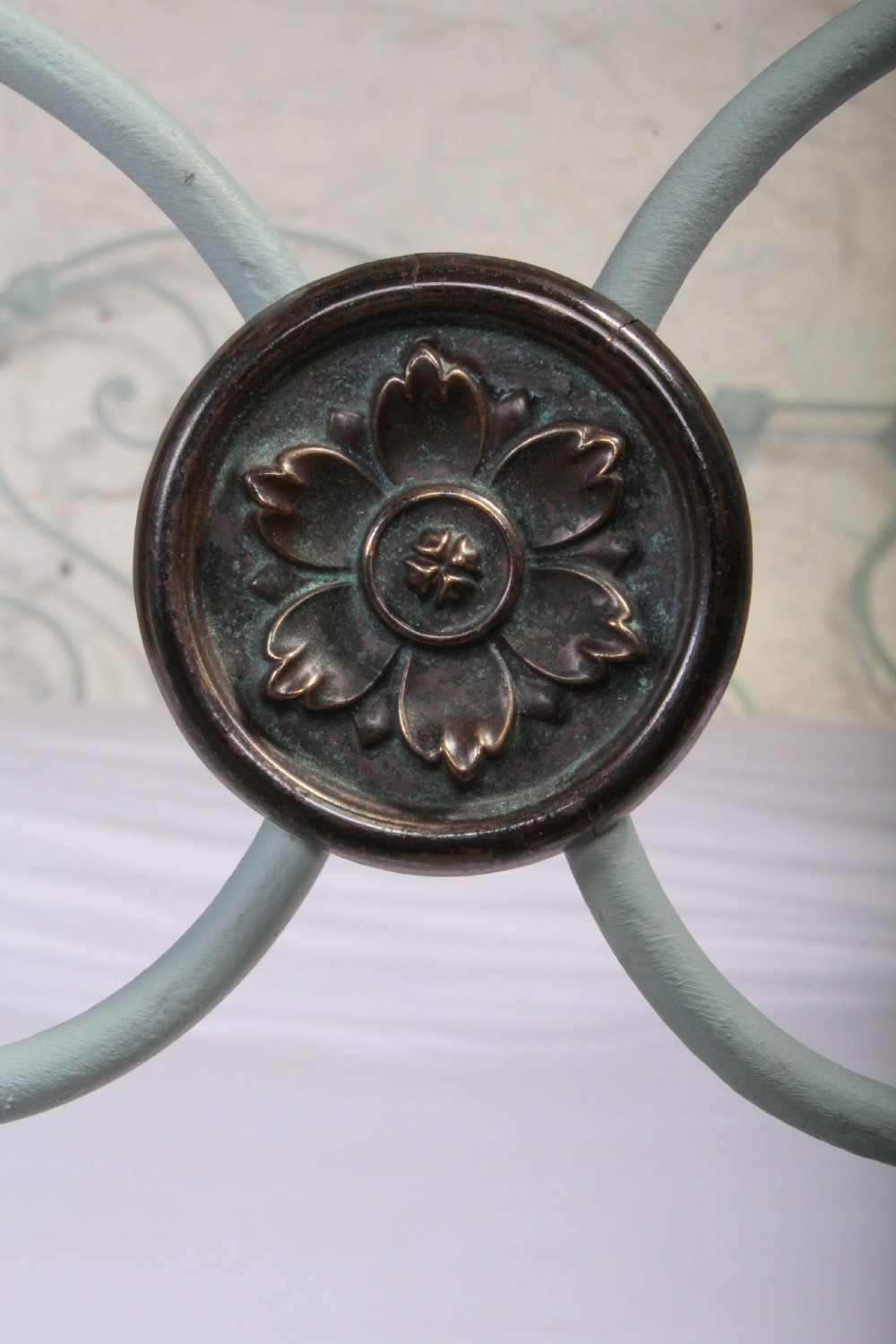 Very pretty and unusual early Victorian double bed View IV