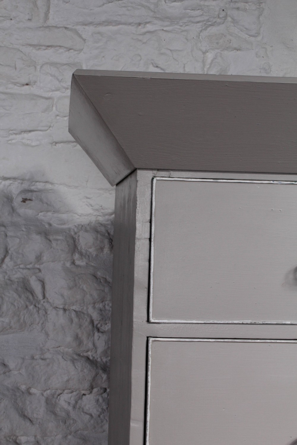 Attractive tall painted mahogany Victorian chest of drawers  View III