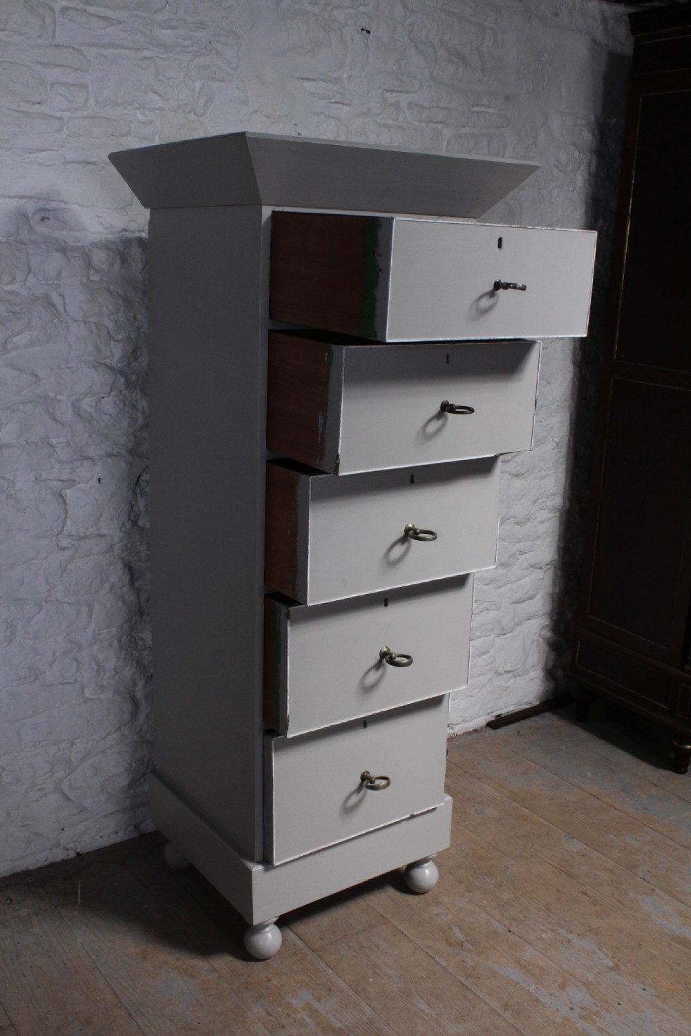 Attractive tall painted mahogany Victorian chest of drawers  View VI