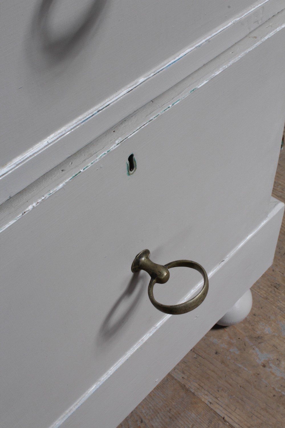 Attractive tall painted mahogany Victorian chest of drawers  View VIII