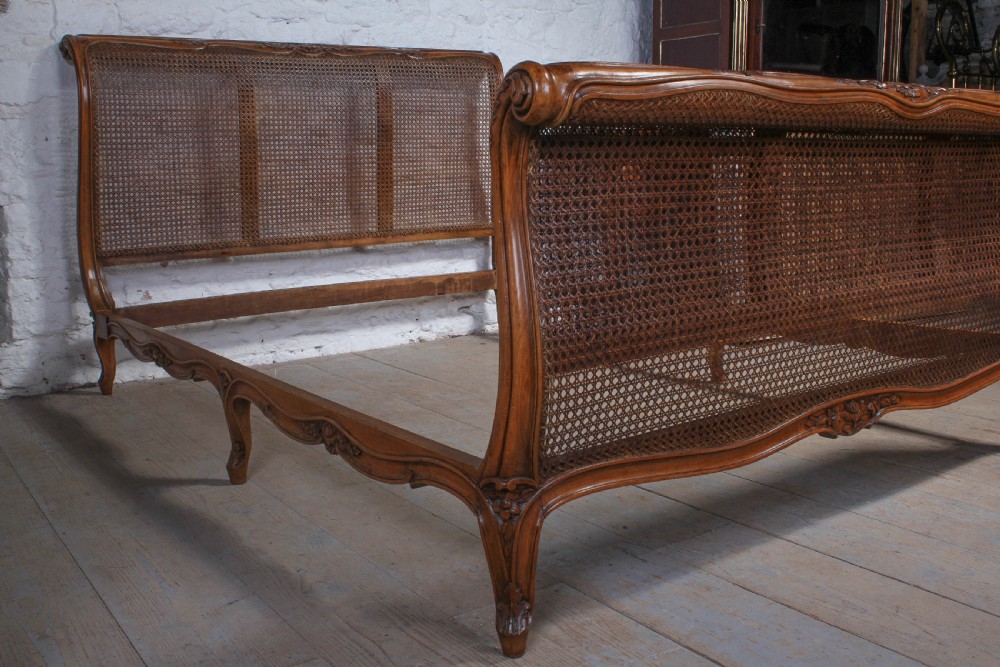 Beautiful French caned Berger king size lit bateau View IX